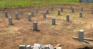 Фундамент на забивных жб сваях под ключ в Краснокамске - фундамент из забивных железобетонных свай цена от 3159 руб/м2